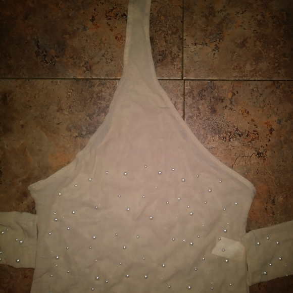 Nude size small one piece just like in the poctute - Picture 8 of 8